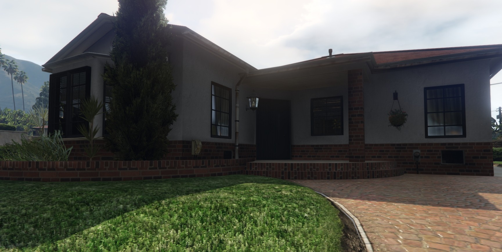 608 West Mirror Dr.