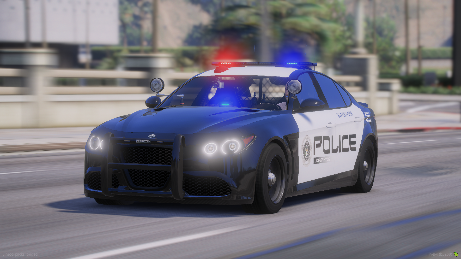 Police Lampadati Komoda