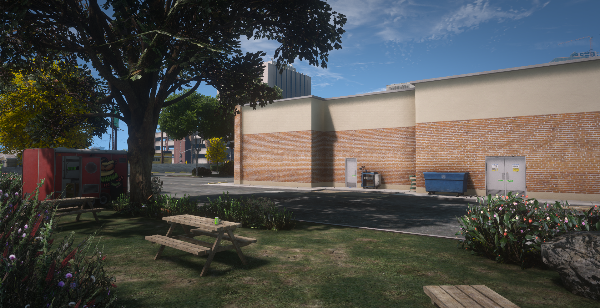 SUPERMARKET