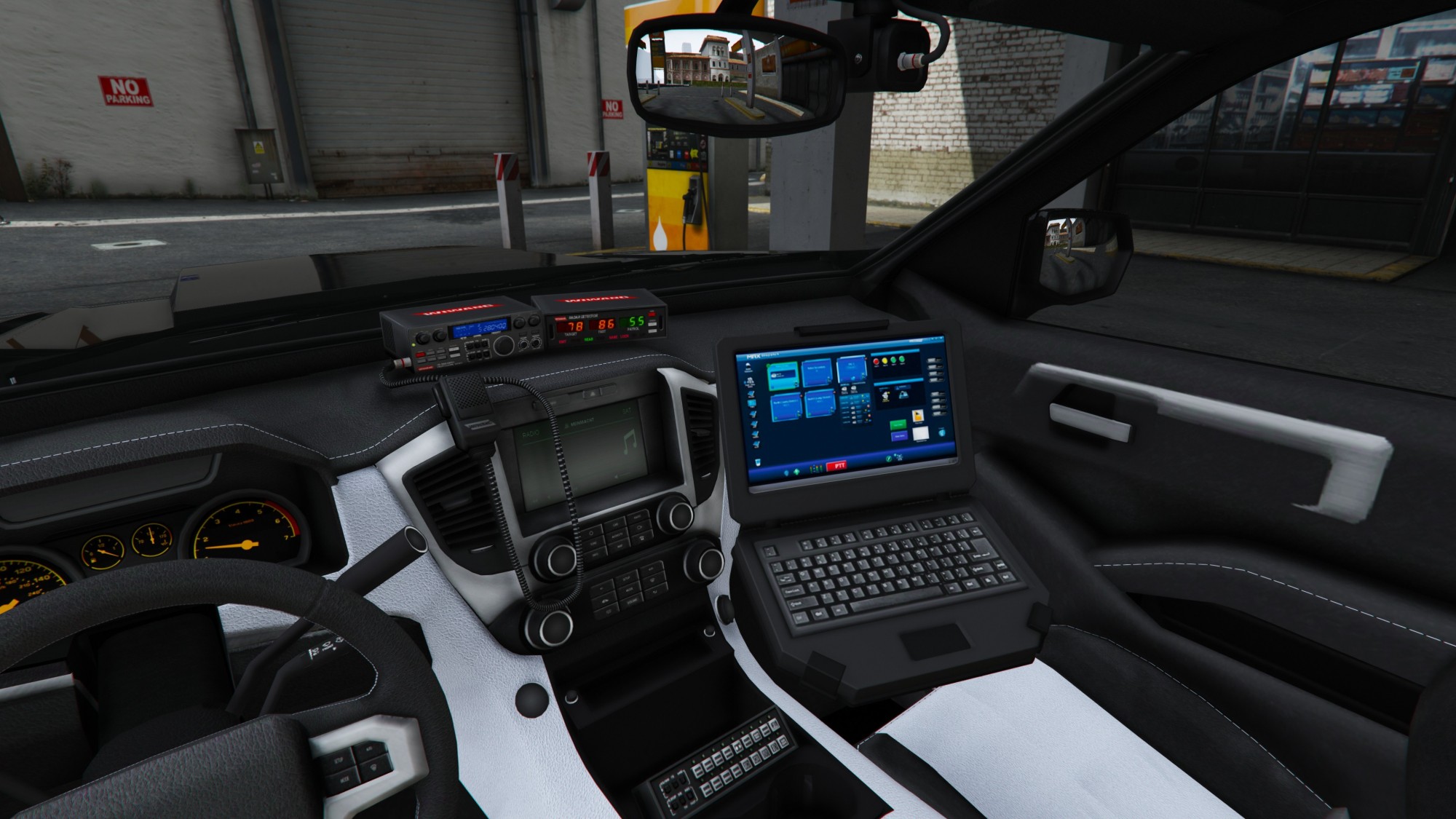 CAVALCADE_XL POLICE