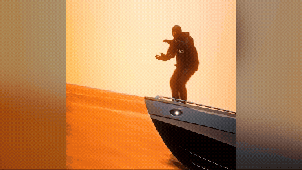 Aura Farming Boat Dance