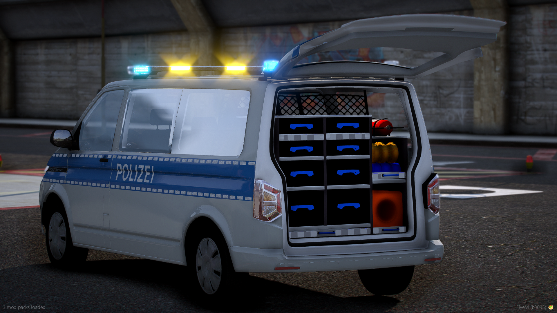 BF Sporetranser Streifenwagen