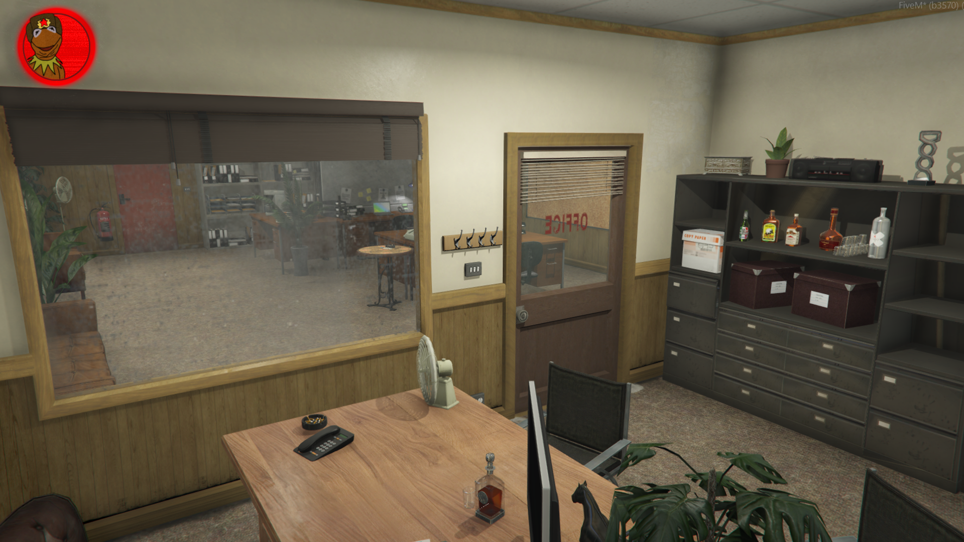 Italian Small Office MLO – Mirror Park (FiveM)