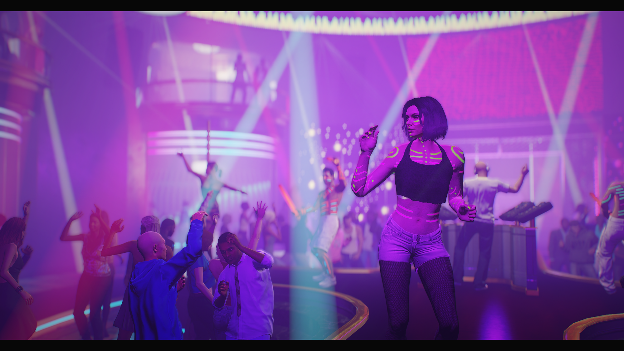 Ushero Nightclub - Image 4