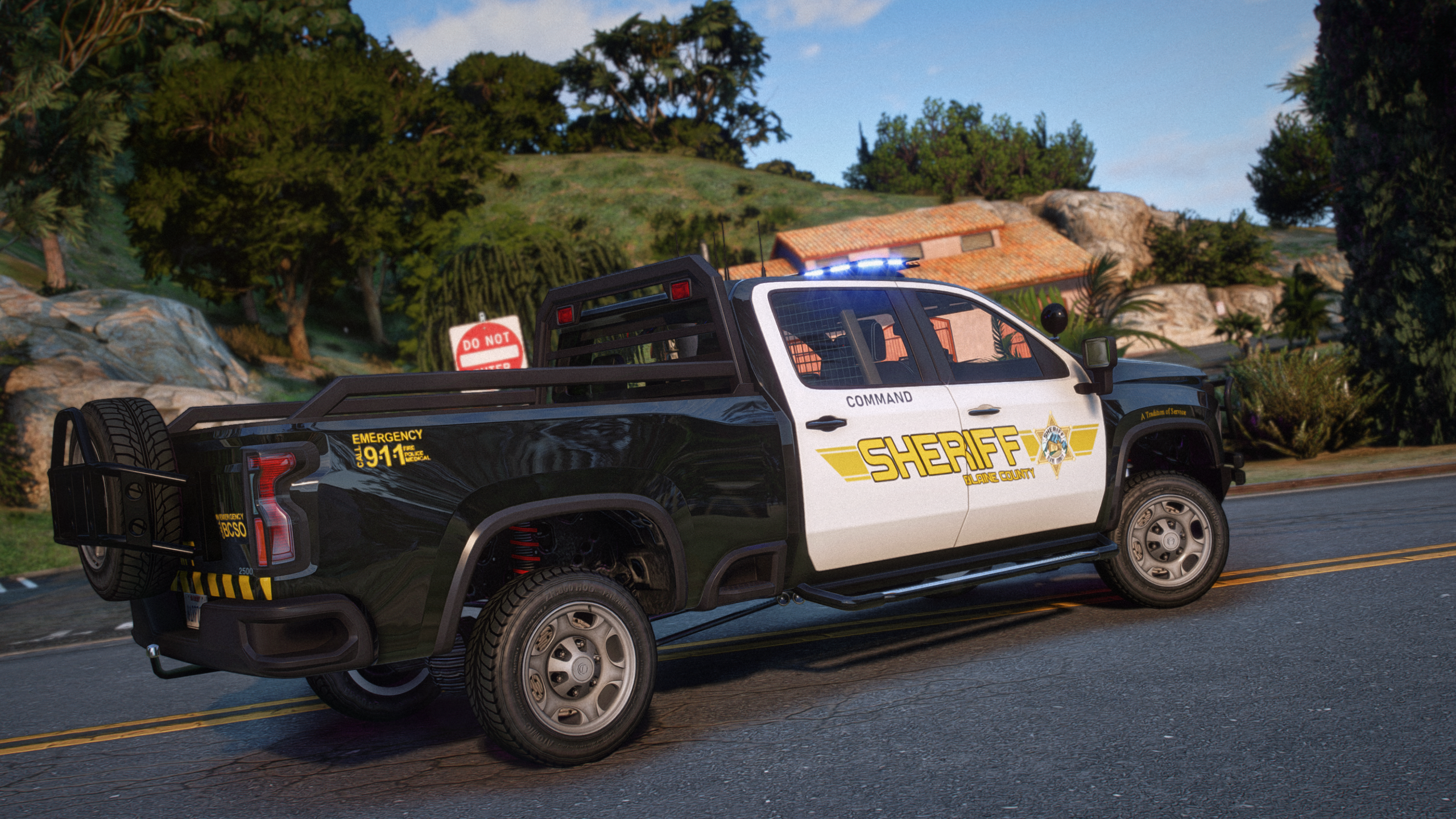 Lore-Friendly New Series Police Yosemite 2500HD thumbnail 2